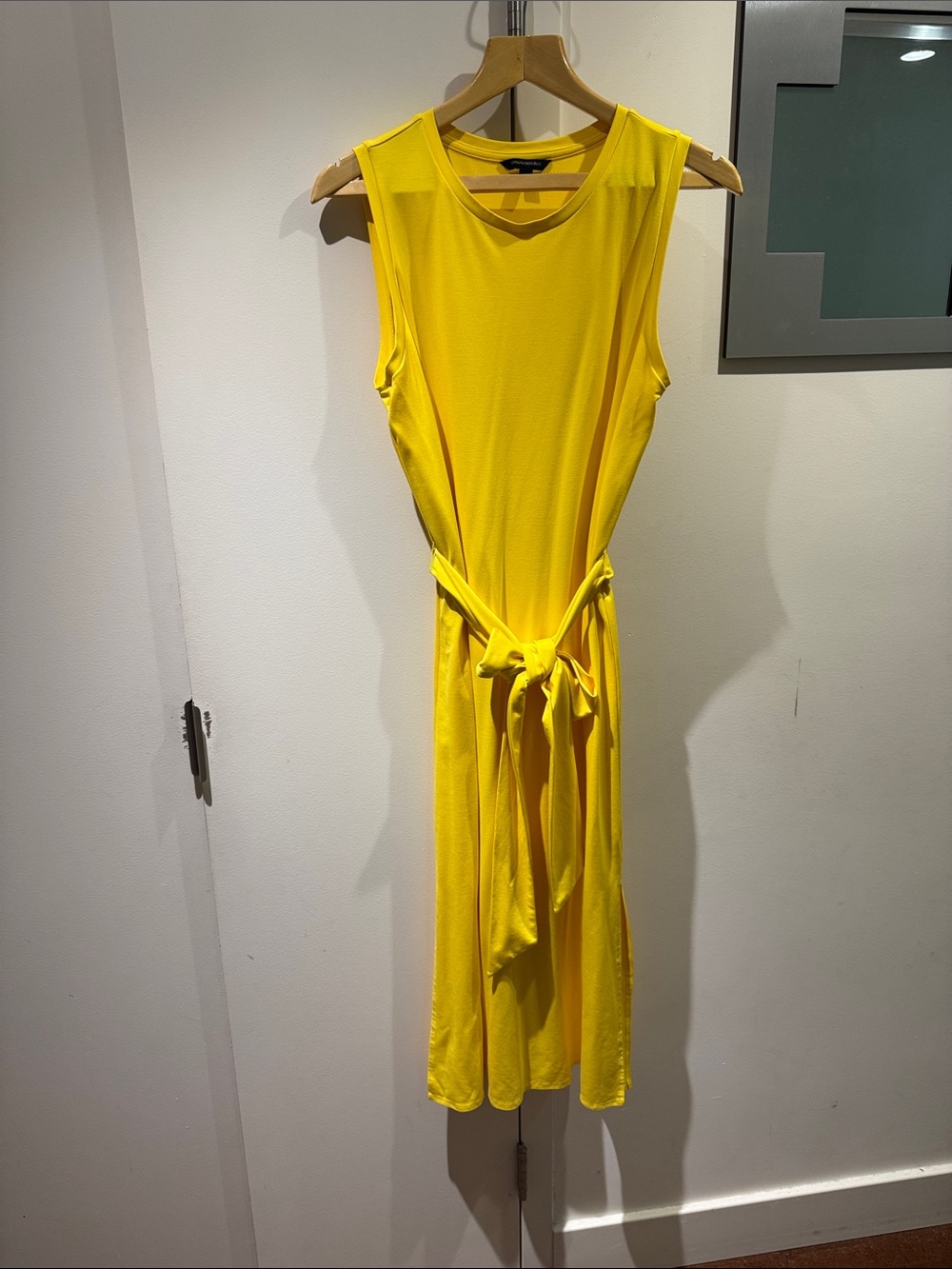 Banana Republic Yellow Sleeveless Tie-Waist Midi Dress